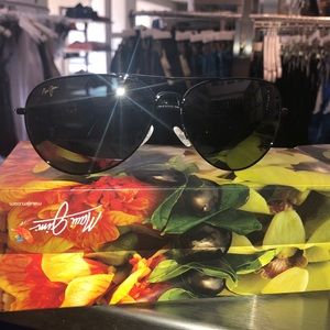 Maui Jim Sunglasses Black Mavericks